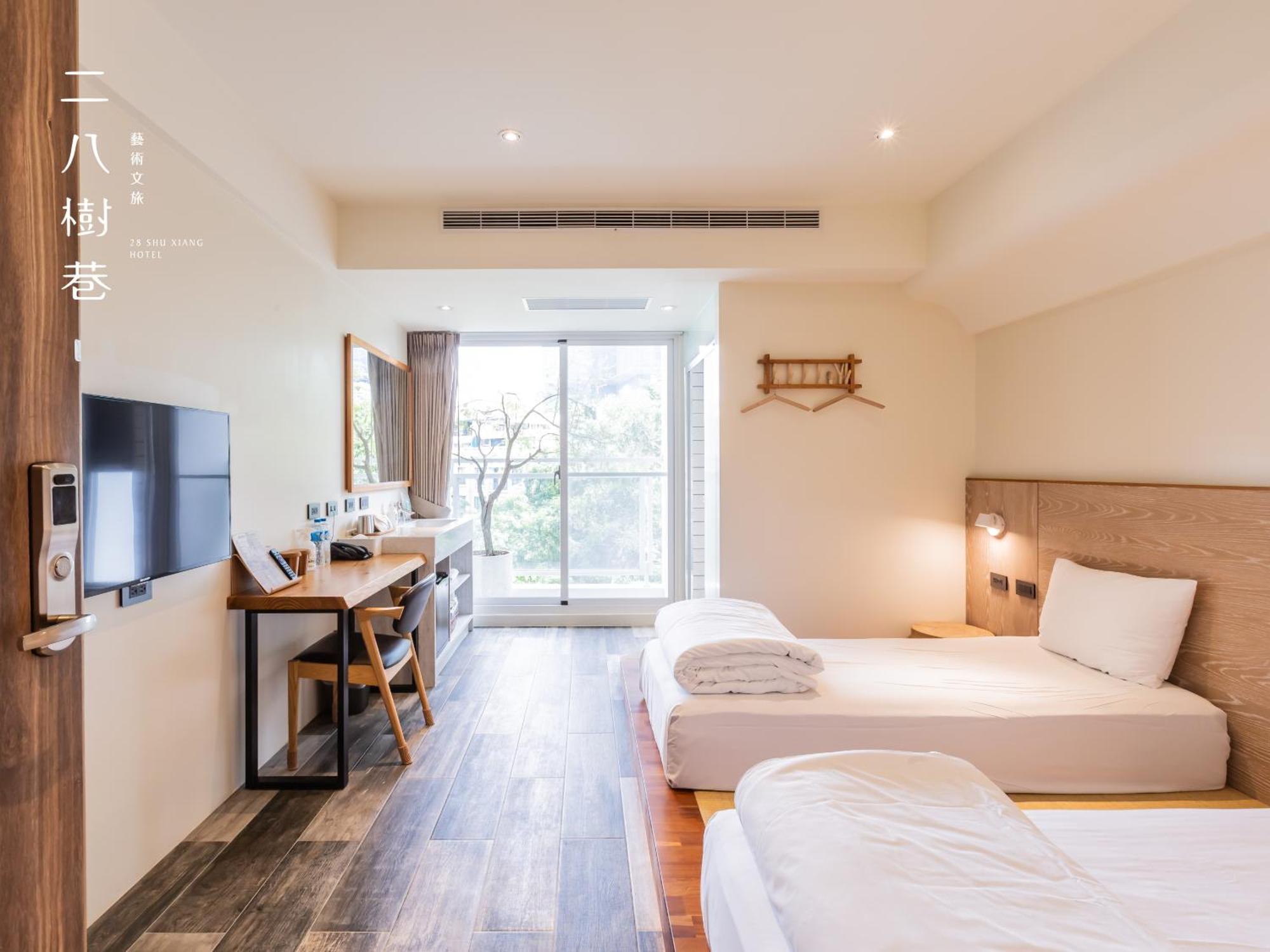 28 ซูเซียง Hotel ไถจง ภายนอก รูปภาพ