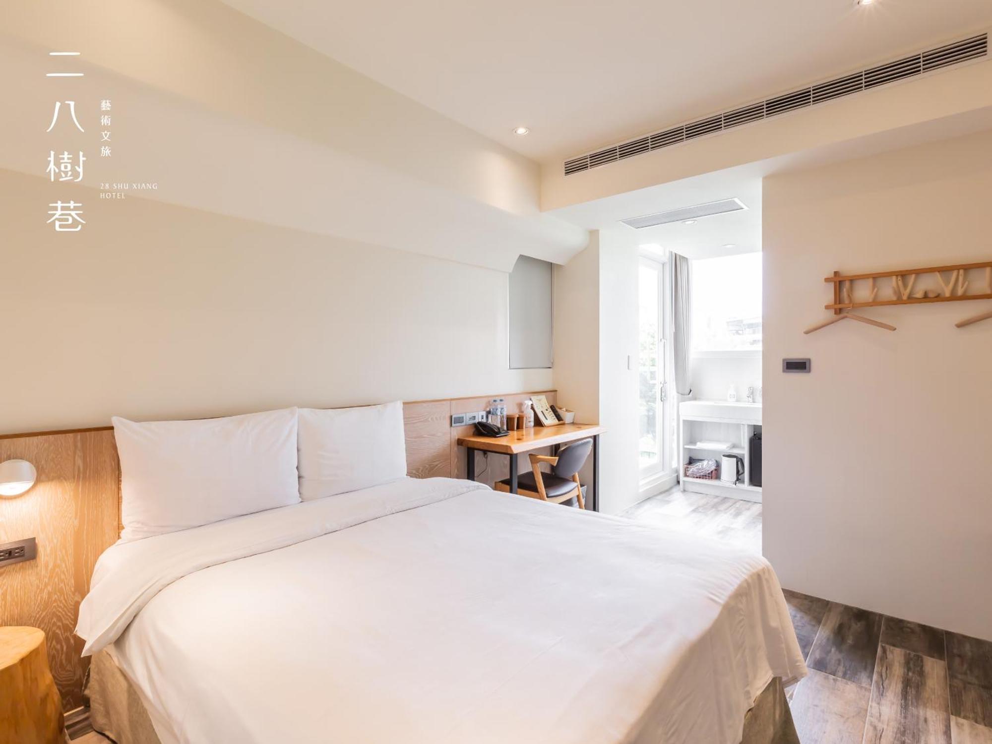 28 ซูเซียง Hotel ไถจง ภายนอก รูปภาพ